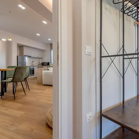 Live Life Plaka Appartement