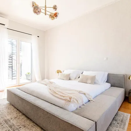Apartment 3 Level Acropolis Penthouse With Roof Garden Oasis Athens
