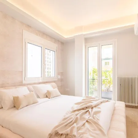3 Level Acropolis Penthouse With Roof Garden Oasis Apartment *