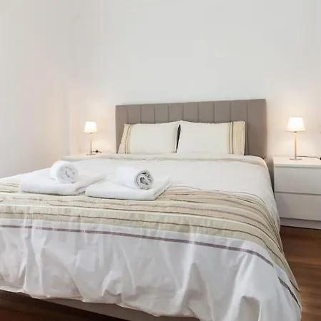 Faliro 2 Bd Escape Modern Living Redefined Apartment *
