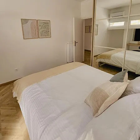 Urban Apartment,pangrati
