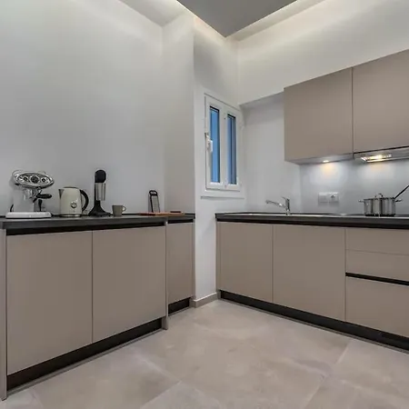 Cozy 2bd Aprtmnt In Ilisia Park Athens