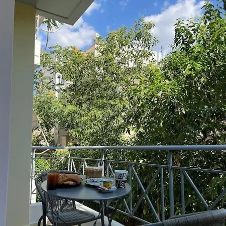 Διαμέρισμα Comfortable At Skouze Hill Αθήνα