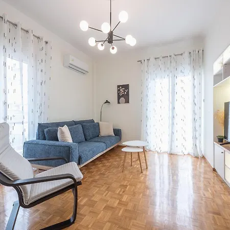Apartment Margarita's 2-bdr - 2 Stops To Acropolis *