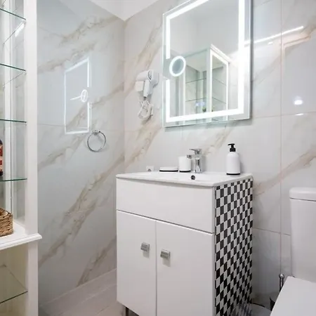 Apartment New Boutique Heartbeat Kypseli ! Athens