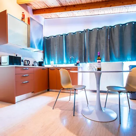 Lis153 By Smart Cozy - Floors With Amazing View - Available 24hr Apartament Atena