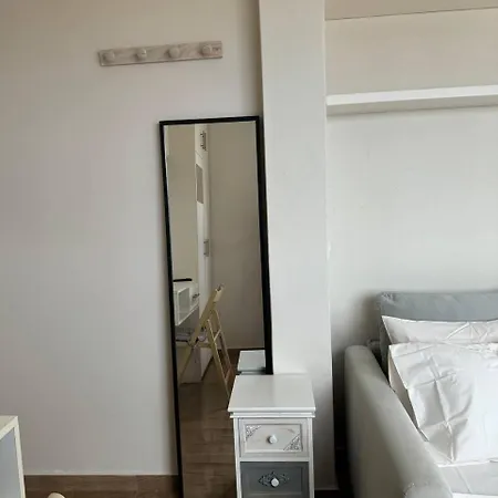Loft Pagrati Apartment *