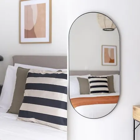 Cityscape Comfort 2br In Ampelokipoi By Upstreet