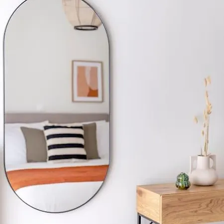 Apartment Cityscape Comfort 2br In Ampelokipoi By Upstreet