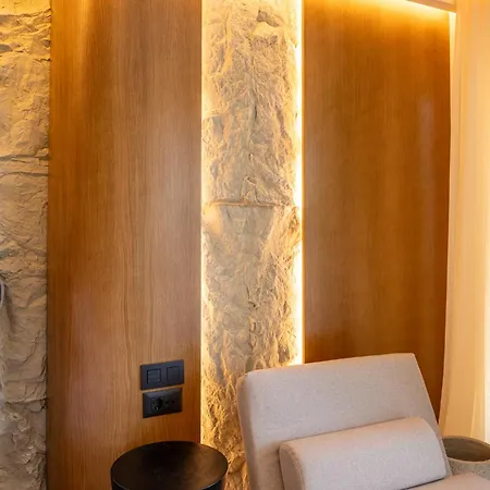 Apartment Fiftyone Deluxe