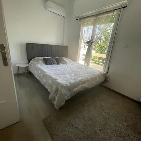 Luxurious 3-bedroom In Glyfada Athens