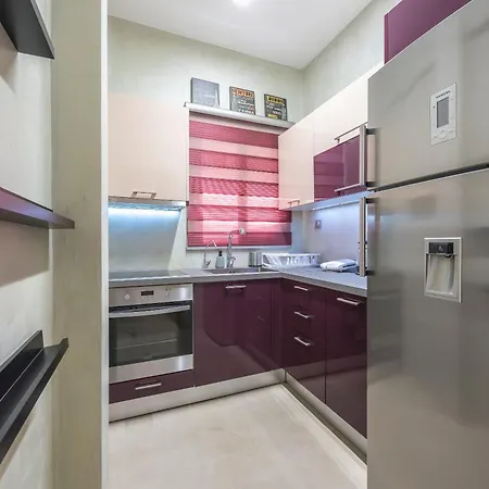 Διαμέρισμα Stylish 2 Bd Urban Retreat Near Panormou Metro Αθήνα