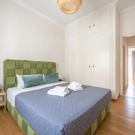 Διαμέρισμα Stylish 2 Bd Urban Retreat Near Panormou Metro Αθήνα
