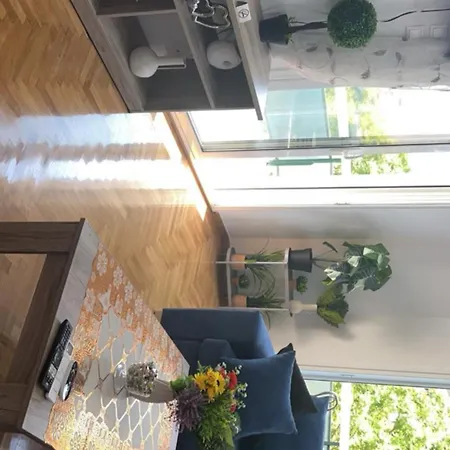 Four Seasons Apartment