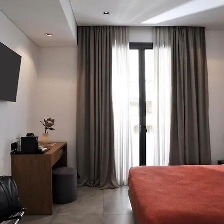 The Editor Otel