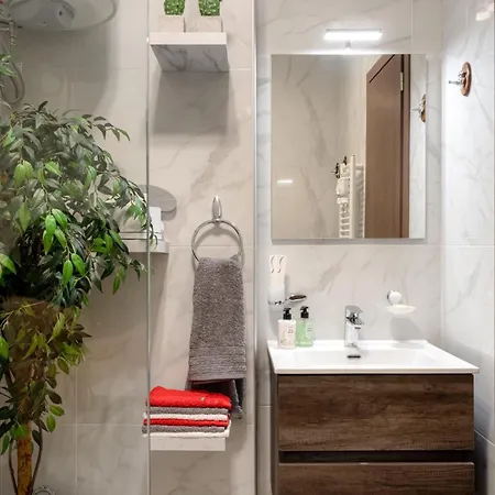 Vaios Art Apartment