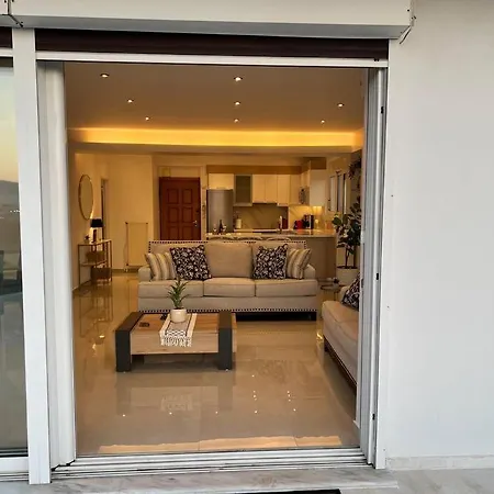 Panoramic Penthouse Apartment
