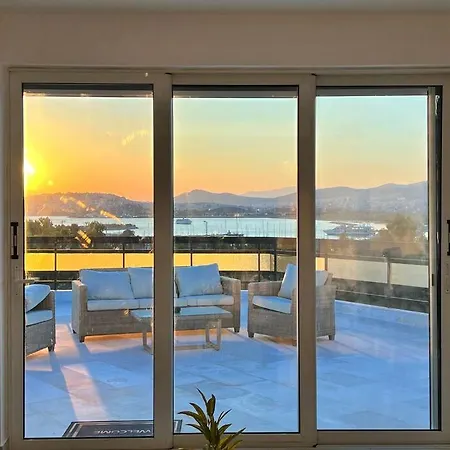 Panoramic Penthouse Apartment