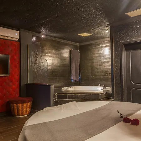 Hotel Ruby Kifisia - Adults Only 2*