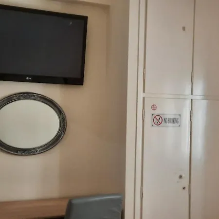 Apartment Livia's To Ampelokipi Metro Airport Line Athens
