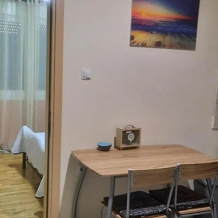 Apartment Livia's To Ampelokipi Metro Airport Line