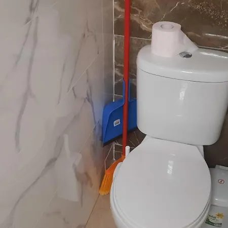 Livia's To Ampelokipi Metro Airport Line Apartment Athens