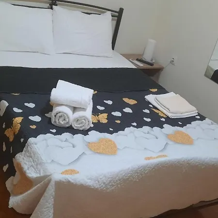 Apartment Livia's To Ampelokipi Metro Airport Line *