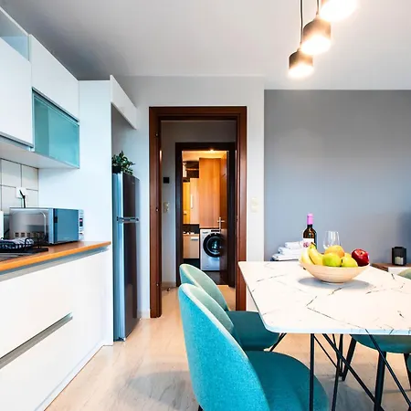 Lis153 By Smart Cozy - Floors With Amazing View - Available 24hr