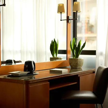 Hotel President Athene