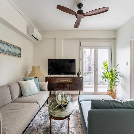 Spacious & Stylish 3-brm Near Acropolis Museum *