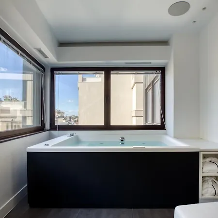 Apartment Gsm Elevated Luxury
