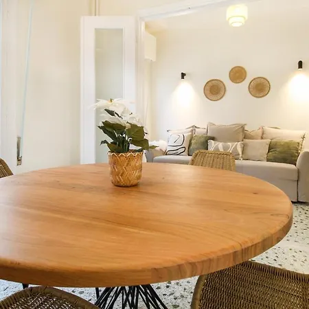Stylish And Cosy Near The Acropolis 雅典