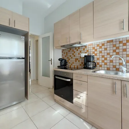 Apartment Matrozou Spacious 95sqm In Koukaki *
