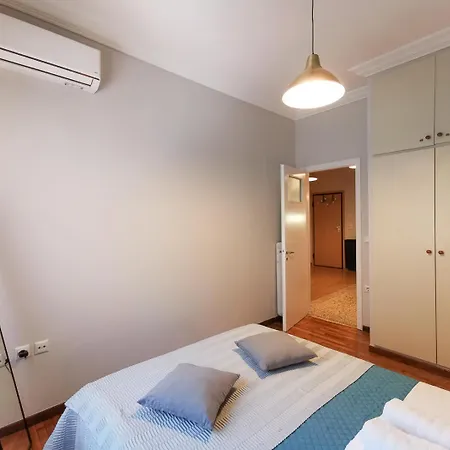 Hidden Gem Next To Acropolis&metro Apartment