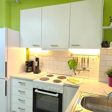 Casa Bonita, House With Private Entrance And Garden, Between Center And Sea Apartment