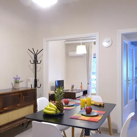 Niovis, A And Cozy * Athens