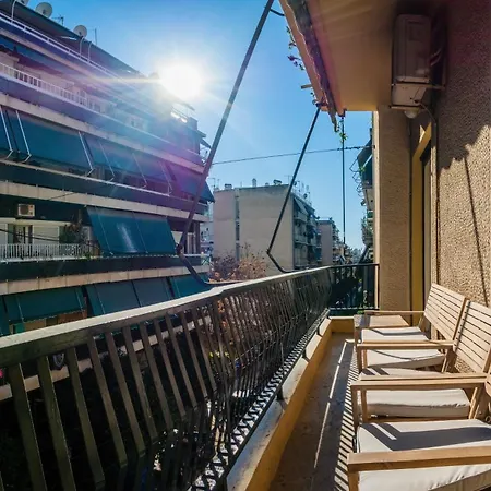 Acropolis Sunny Flat Apartment