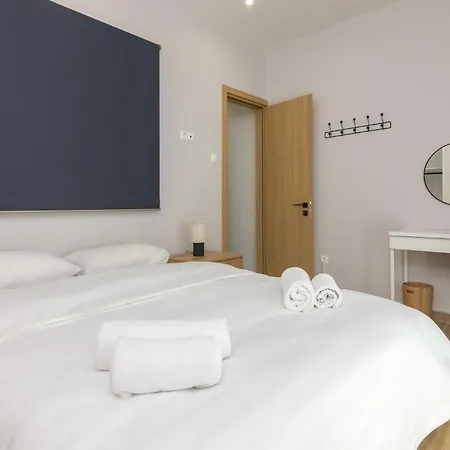 Luxury For 5 Ppl In The Center Of Daire *