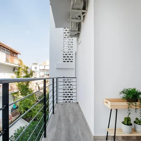 公寓 Sway - Chic 1-bedroom & Balcony In