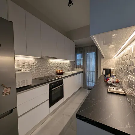 Apartment Luxury & Spacious In Athens