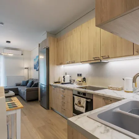 Bright 2 Bedroom Helios By Philoxenia Atenas