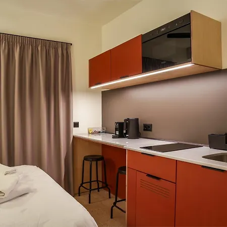 Apartamento Mooeve Sokratous Atenas