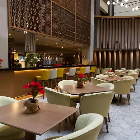 Wyndham Grand Hotel 5*