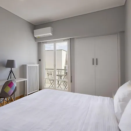 Super Modern Minimal Flat Nr Metro & Arch. Museum Apartment