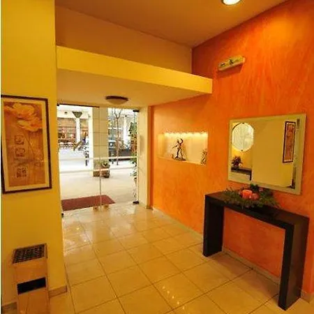 Nafsika Centre Otel