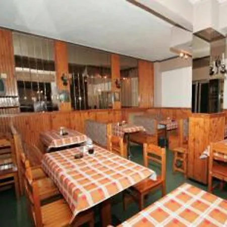 Alma Hotel