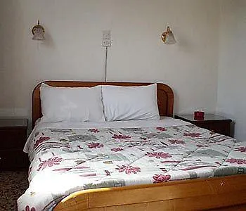 Pella