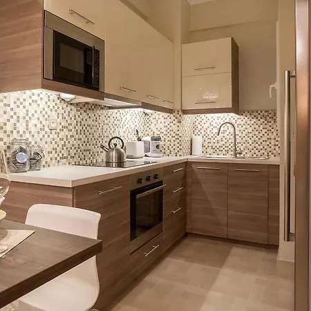 Elegant And Safe Gold And Blue Walk To Acropolis Appartement
