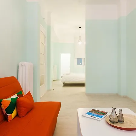 Karitsi Place Apartahotel Atenas