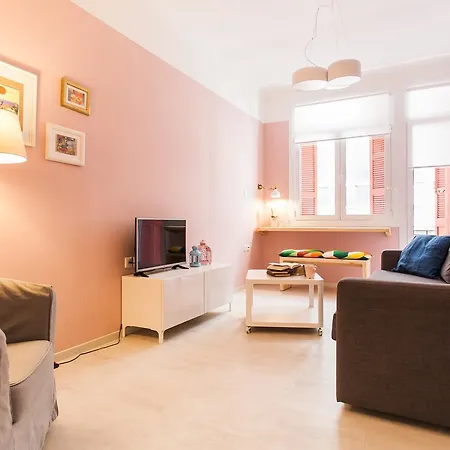 Karitsi Place Apartahotel